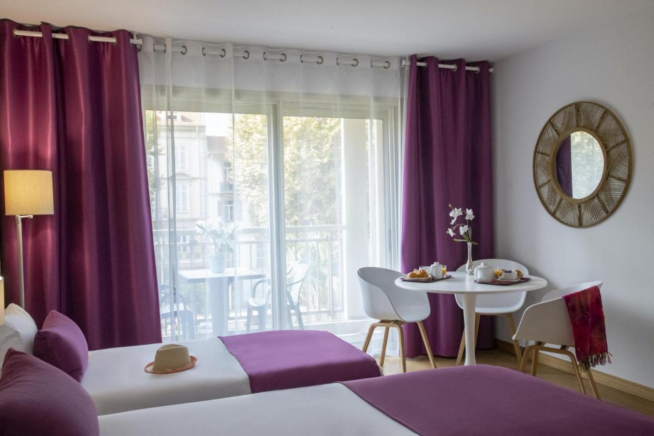Hotel Chambord Ментона Экстерьер фото